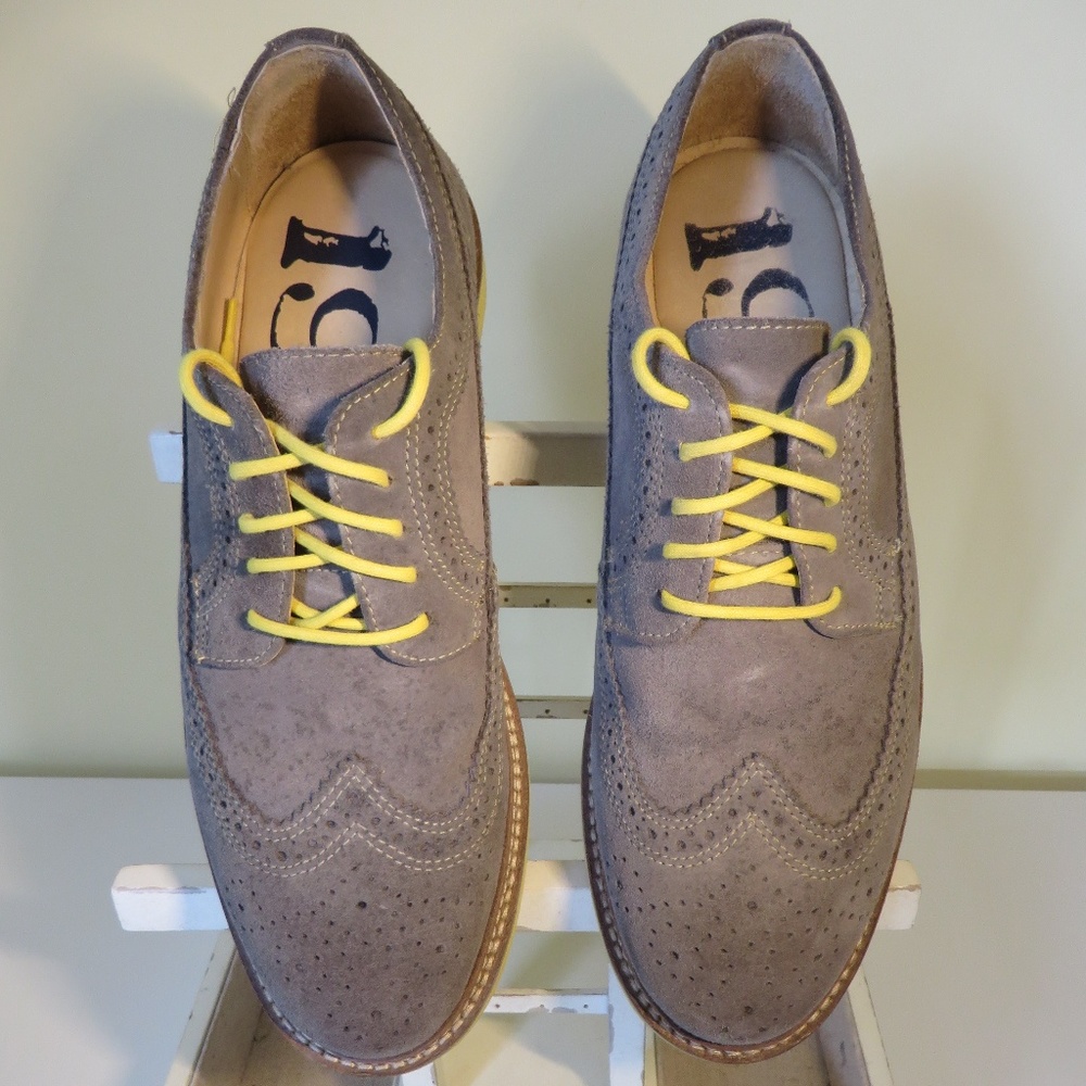 Men's grey suede oxford wing tip shoe size 8
